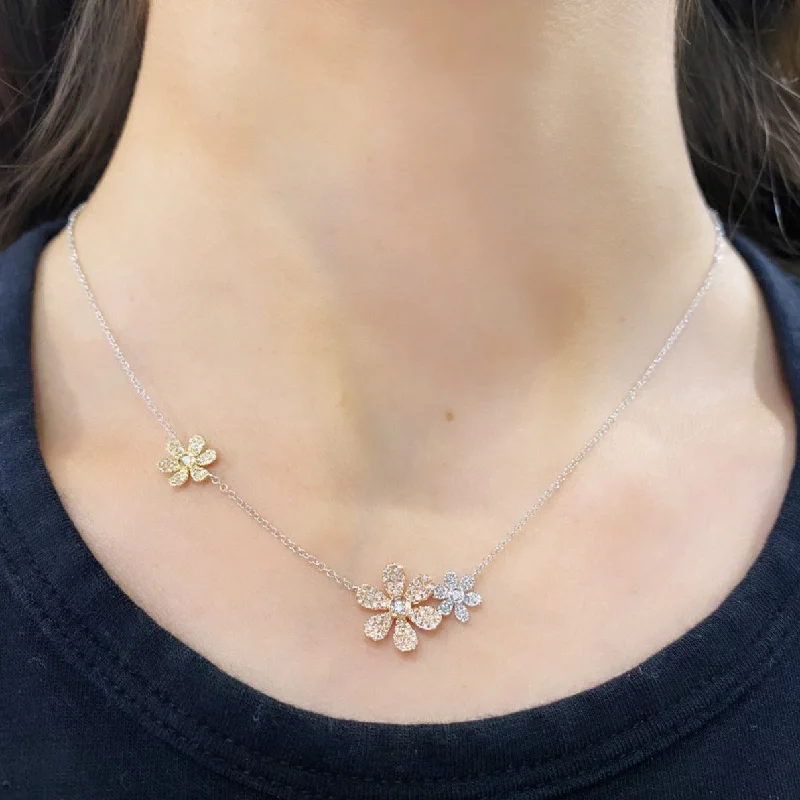 14K GOLD DIAMOND BLAKE FLOWER NECKLACE